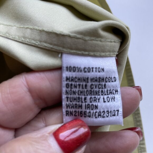 Vintage Talbots Wrinkle Resistant Button Down Blouse Size 8 Sage Green Luxury - Picture 11 of 12